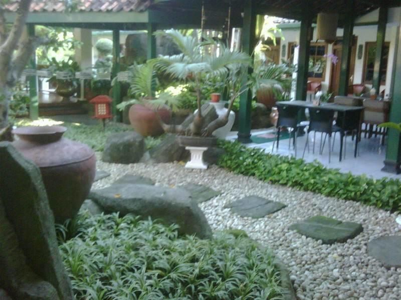 Peti Mas Hotel Yogyakarta Exteriör bild